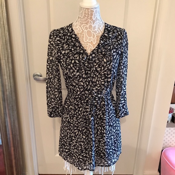 H&M Ruffle patterned dress - Picture 1 of 6